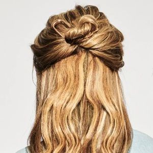 Deborah Pagani Small DP Pin - gold hairpin (Hair Objet)